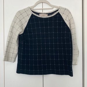 Ann Taylor LOFT. 3/4 sleeve sweater top. Work attire. Size S